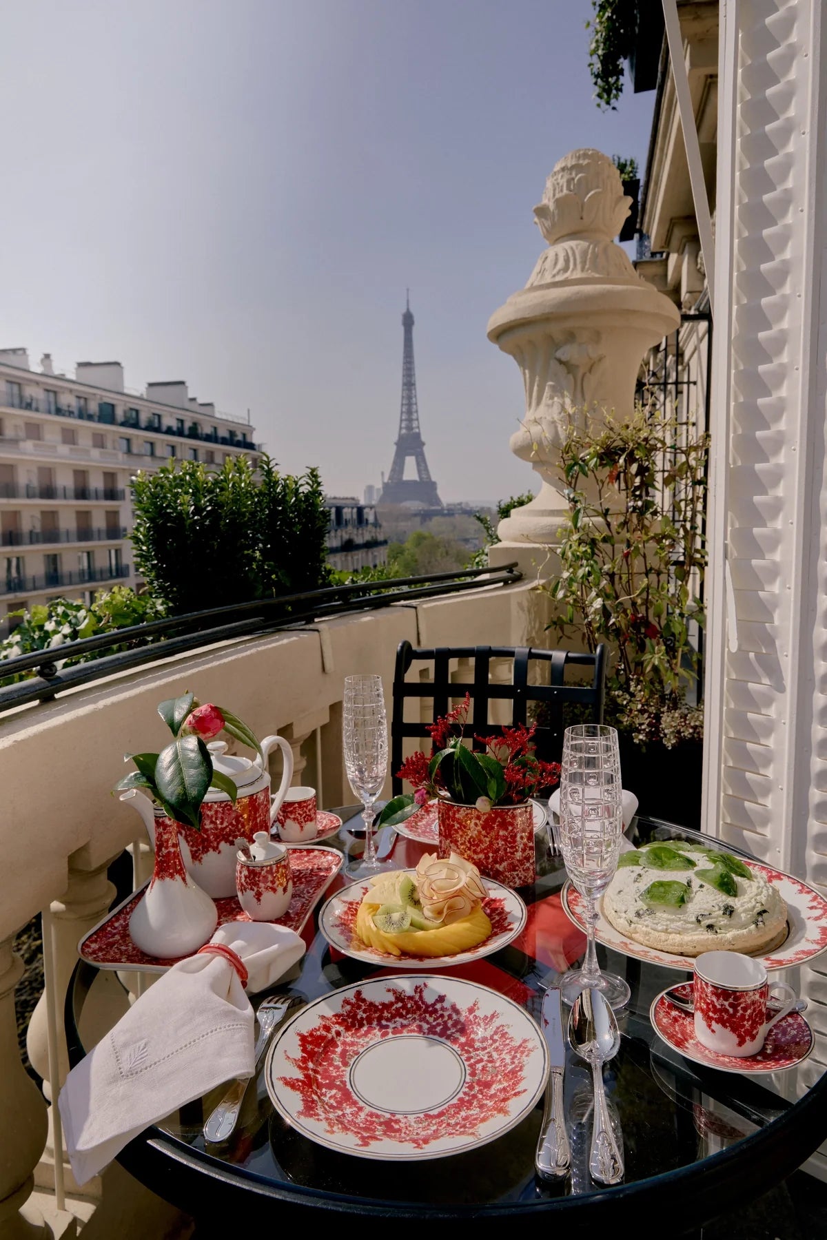 Dinner Plate Plaza Athenee