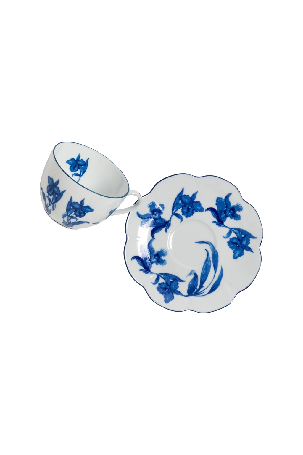 Tea Cup and Saucer Casa das Orquideas