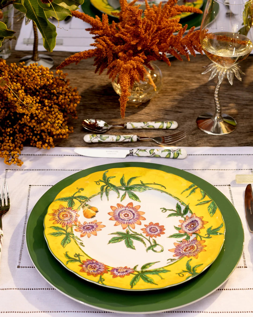 Dinner Plate Flor de Maracuja