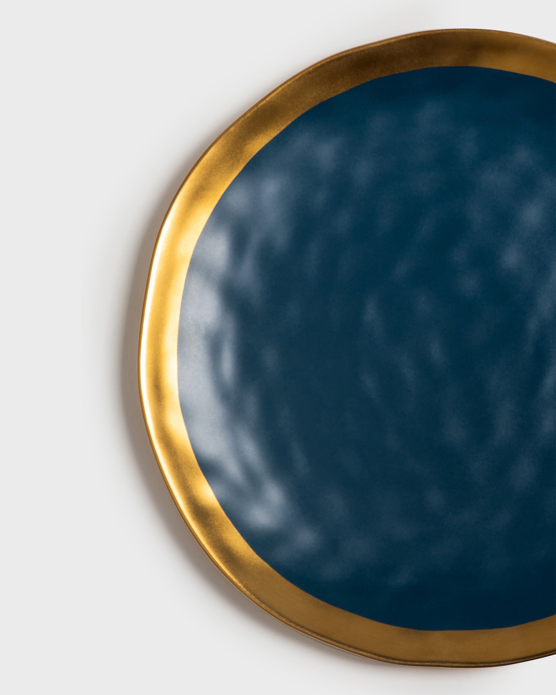 Charger Mediterraneo Cobalt Blue