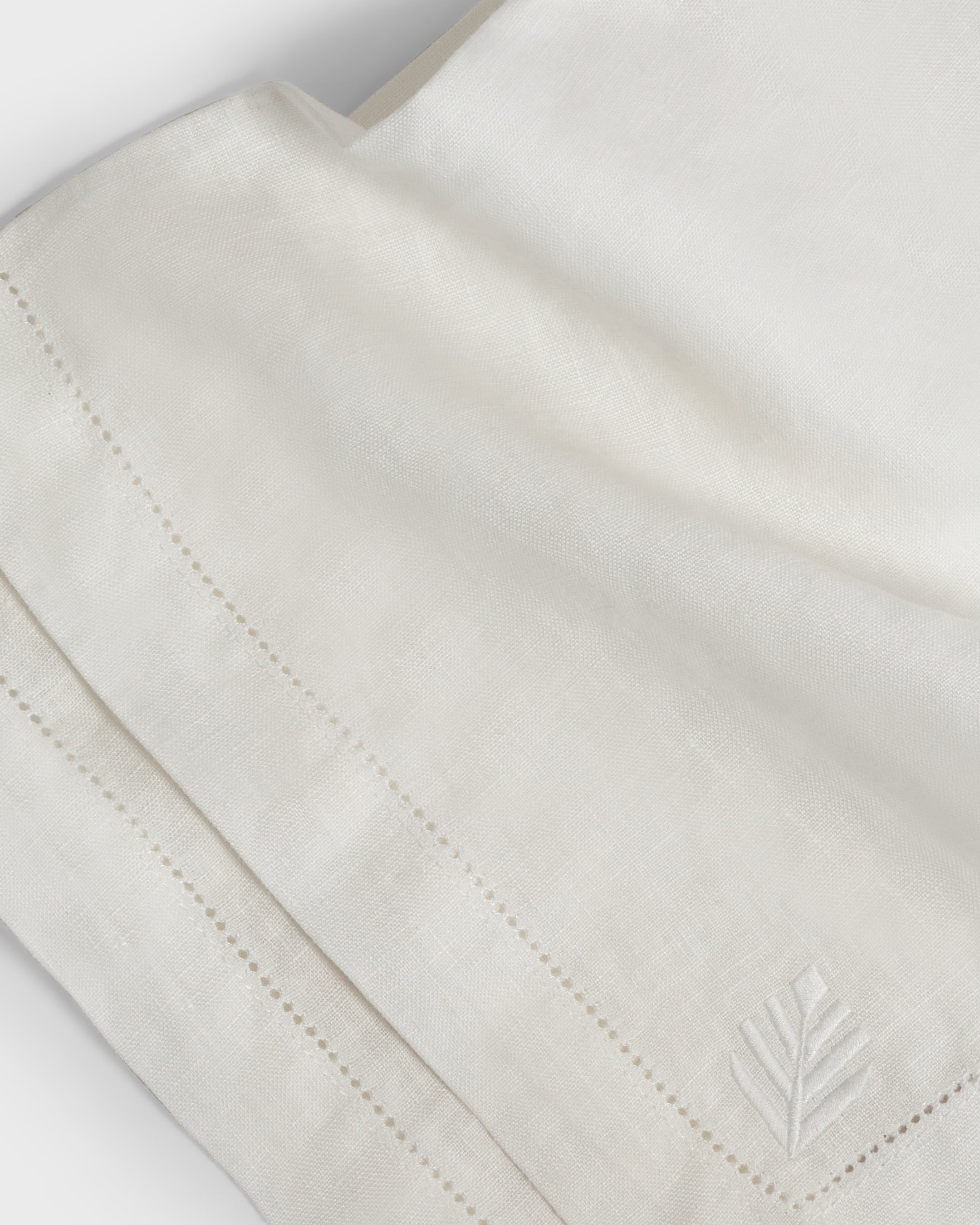 Napkin Tania Bulhoes Off White